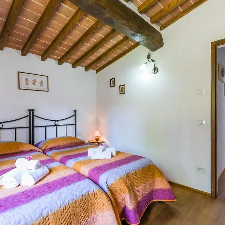 別荘 Poggio All'aia By Interhome